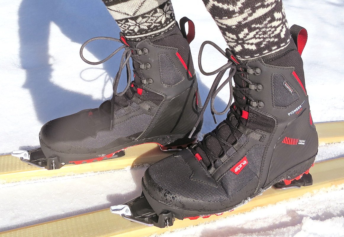 Lightweight shop telemark boots