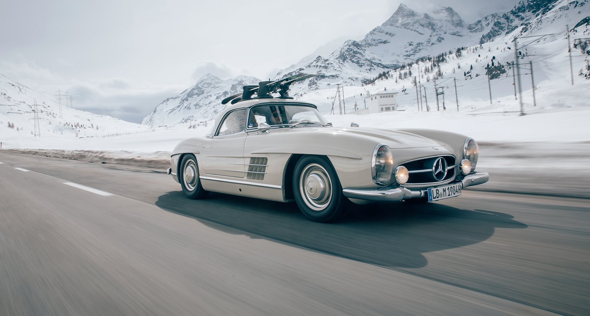 Mercedes skis.jpg